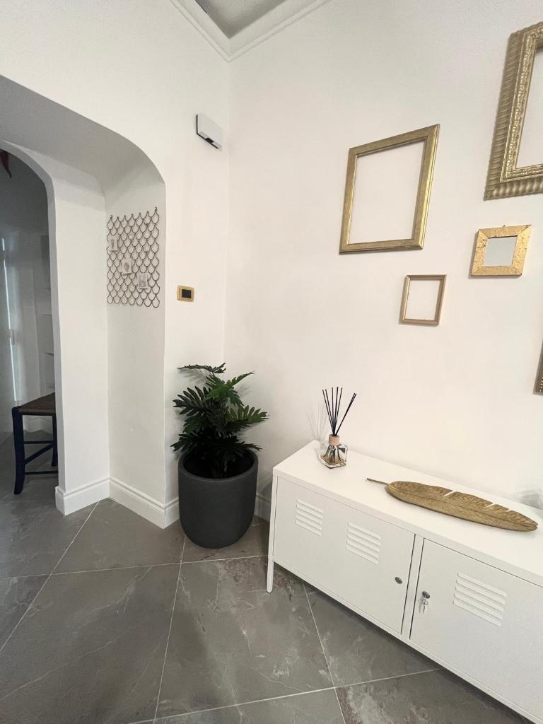 Anema e Core, Naples