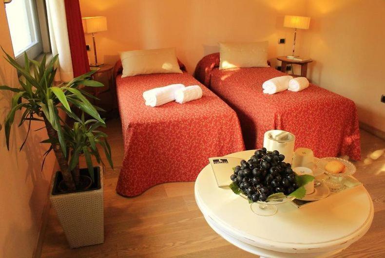 Agriturismo Tirtha photo 1