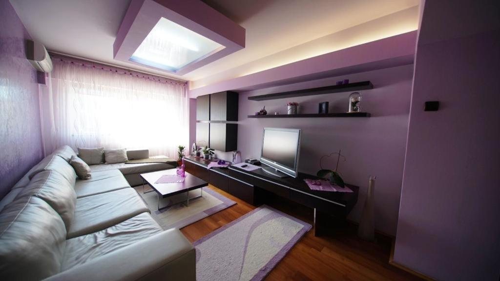 Central Apartment 4 Rooms Brasov