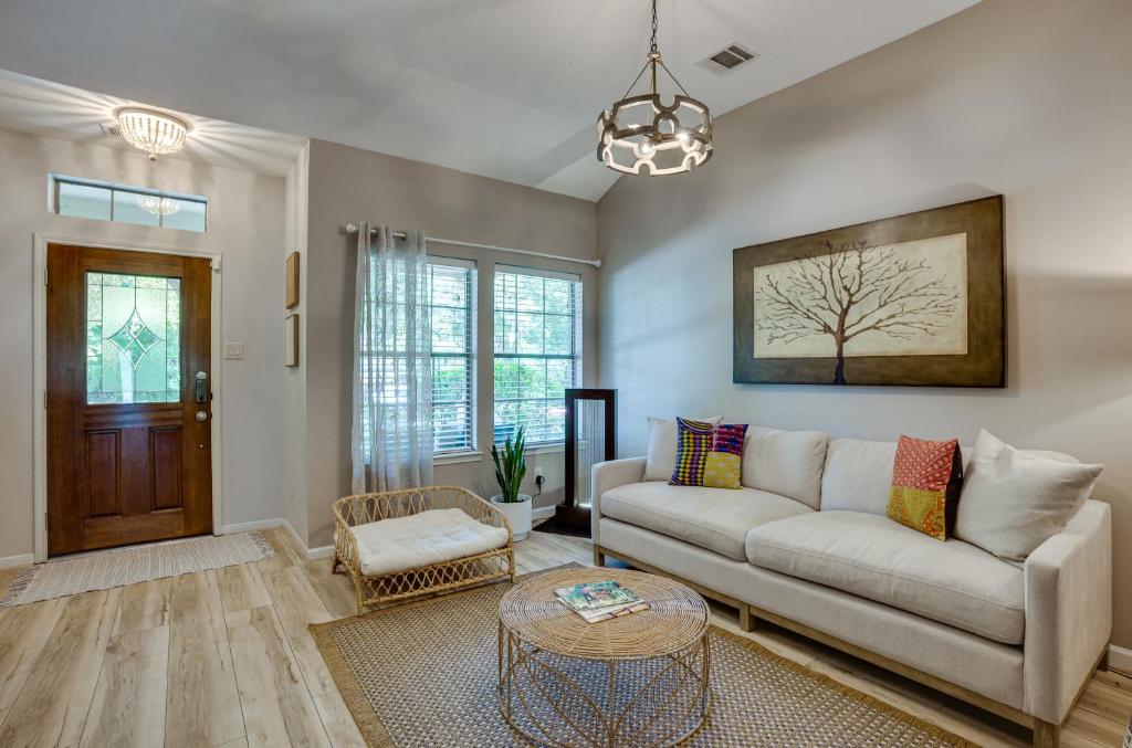 Pet-Friendly Montgomery Retreat with Community Pool! photo 3