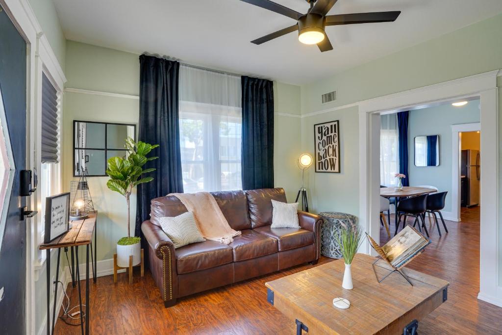 Long Beach Vacation Rental Near Downtown and Beaches photo 2