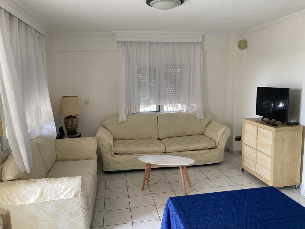 Cozy Cottage at Flogita photo 1