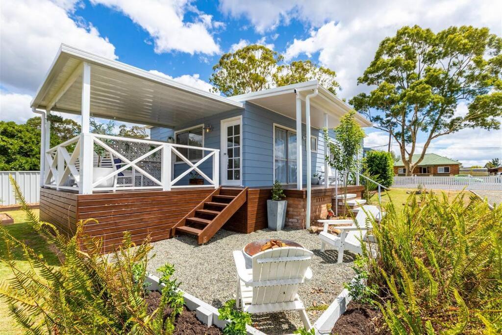 Hamptons House on Hunter with fire pit photo 4