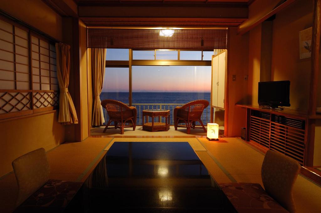 Inatori Tokai Hotel Yuen photo 1