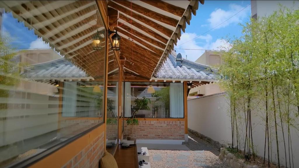 Premium Hanok Villa Namo On photo 1