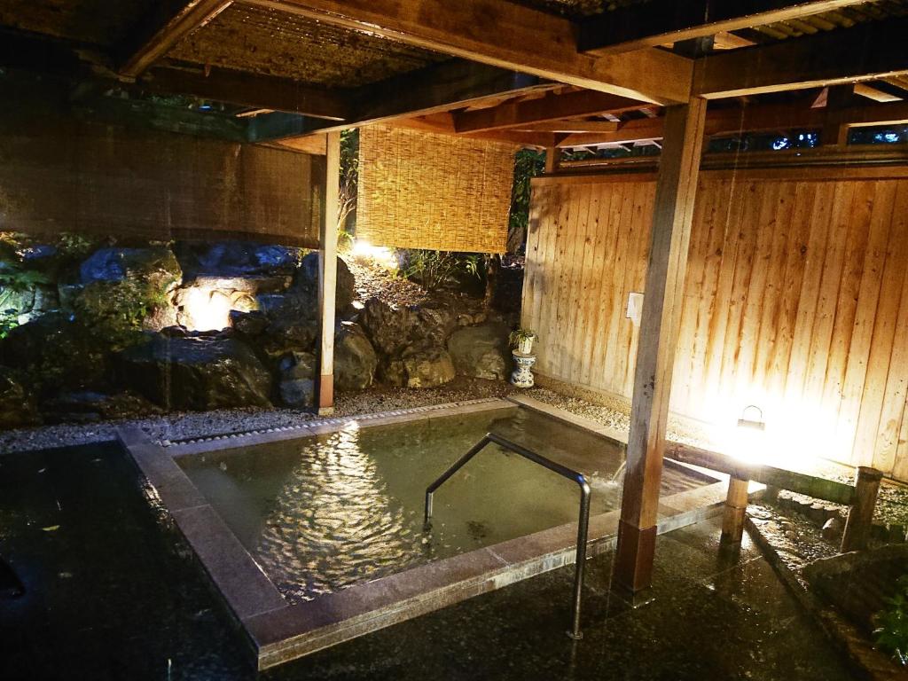 Kasuga Hotel photo 3