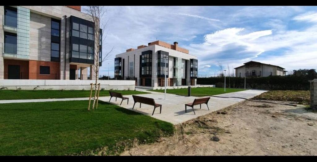 apartamento con jardín privado a 300 metros de la playa photo 3