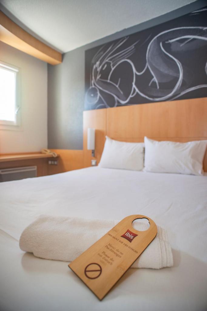 ibis Saint-Die photo 1