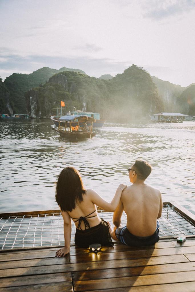 Lan Ha Floating Homestay