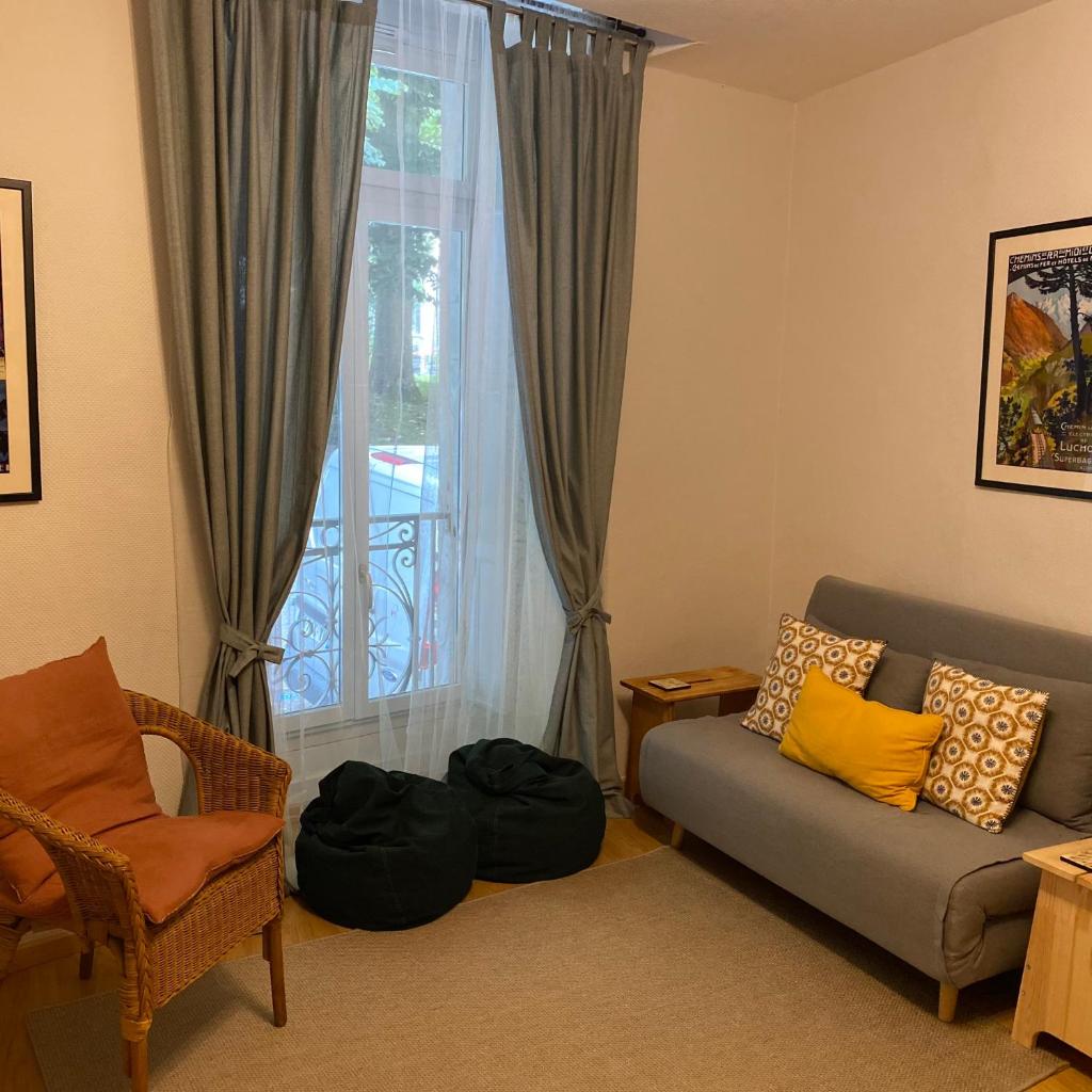 Newly Renovated Ground Floor Apartment close to Thermes photo 2