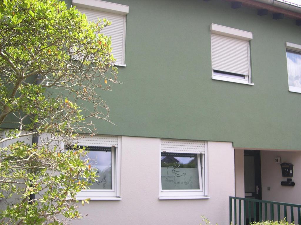 ZV-Scholtz Burghausen, Regerstr.37 P7-5 photo 1