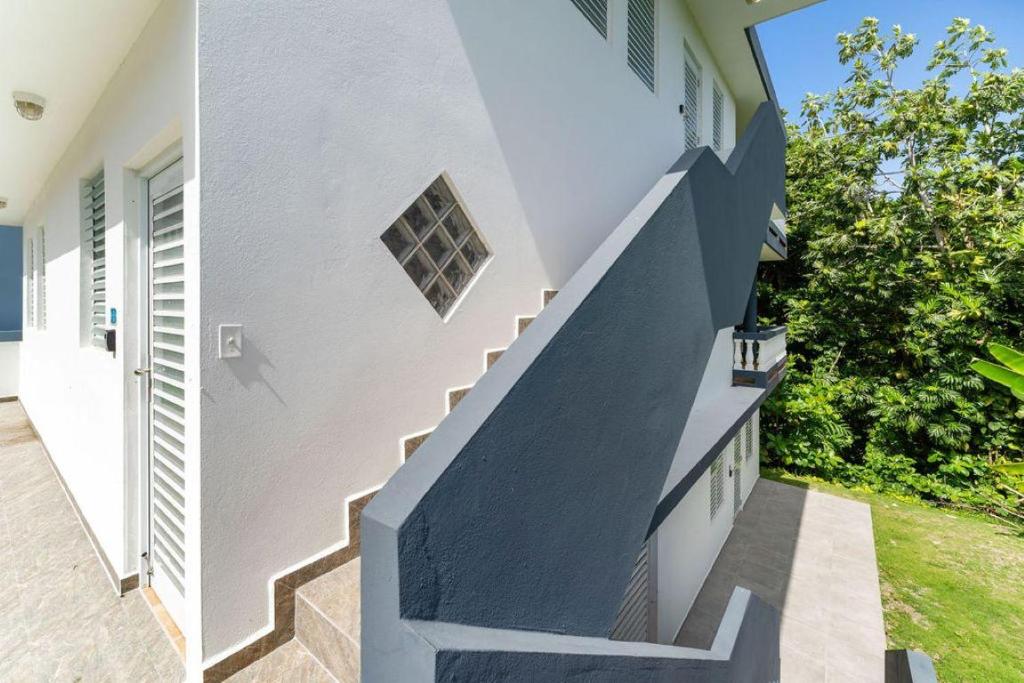 Casa al Mare #3- 1 bdr - 4 min walk to Sandy Beach photo 2