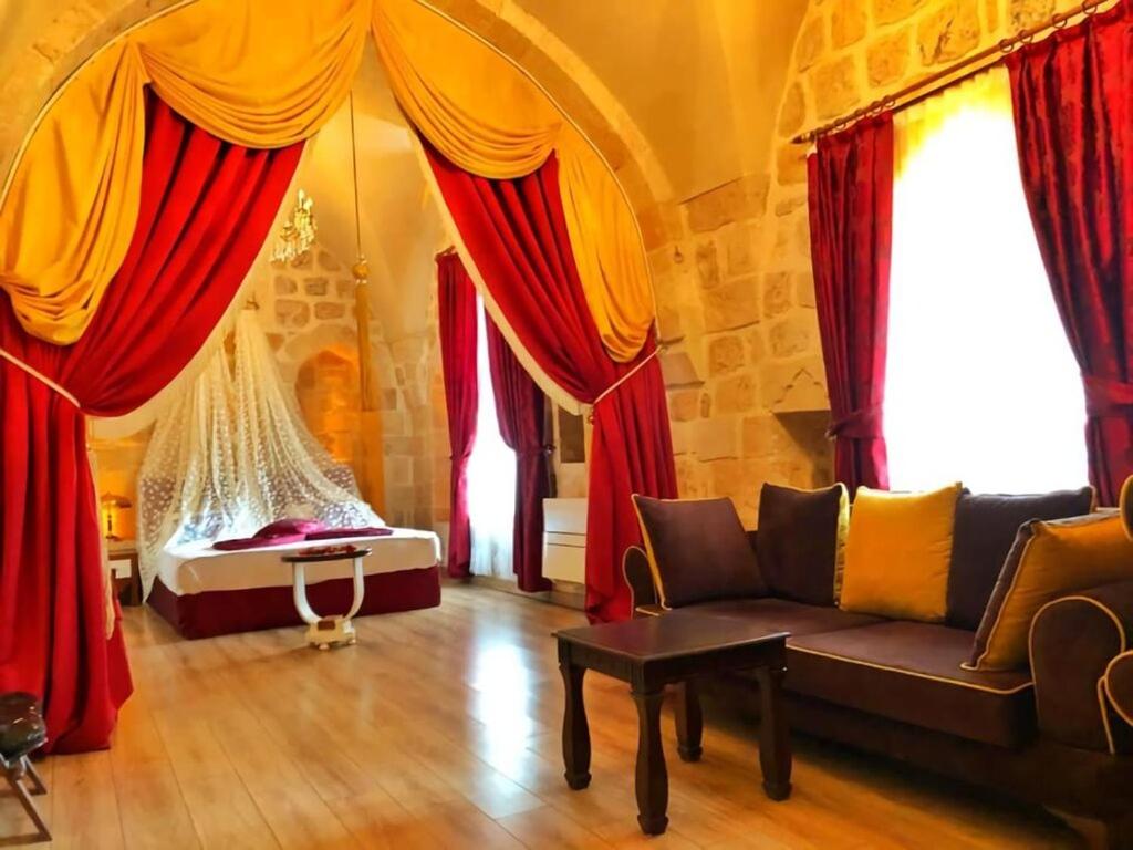 Tuğhan Hotel photo 4