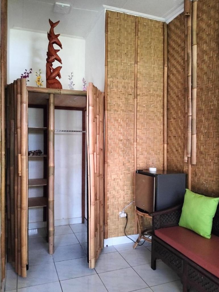 Kaia Lovina Guest House Junior Suite photo 4