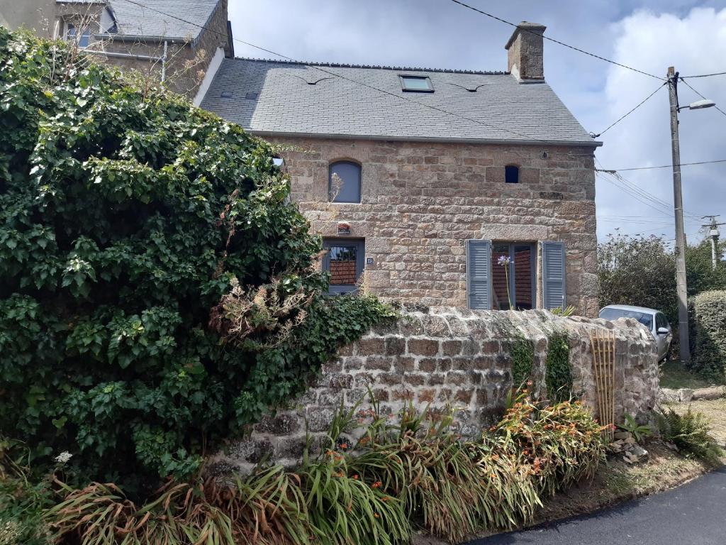 Charmante maison de village à 5 min de la plage