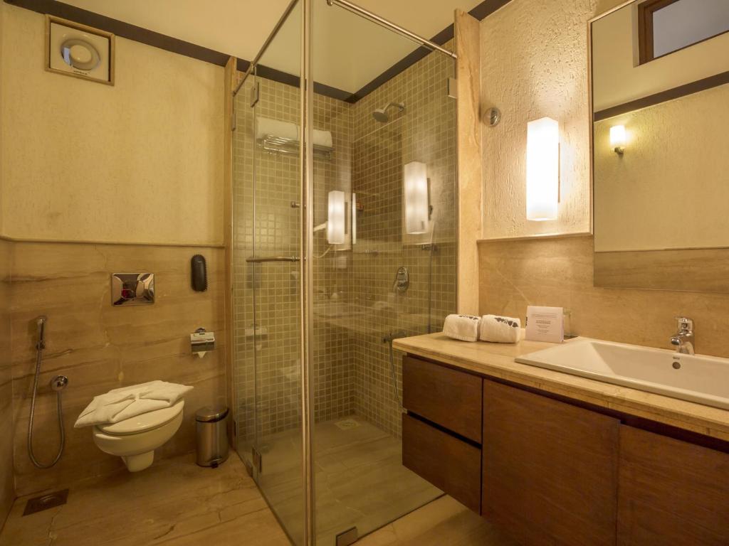 Сьюит (Суперлюкс с видом на бассейн), Deltin Suites