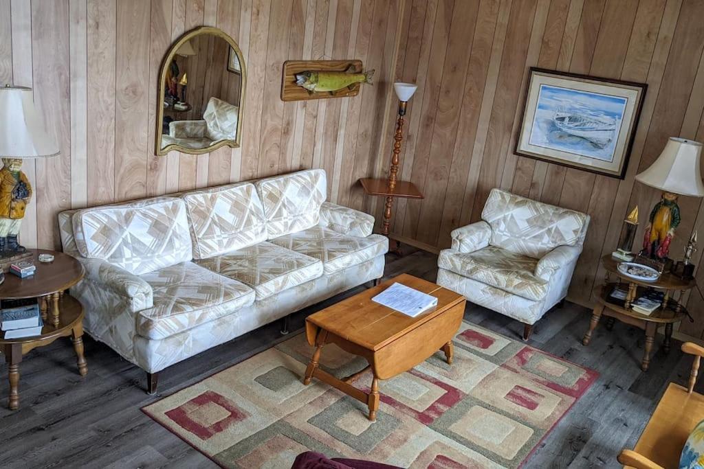 Pines Cottage Experience on the Best Sand Beach! photo 1