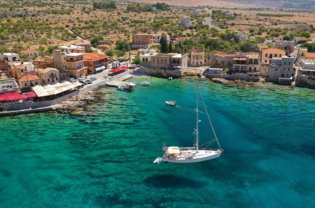 Βουνό και Θάλασσα photo 4