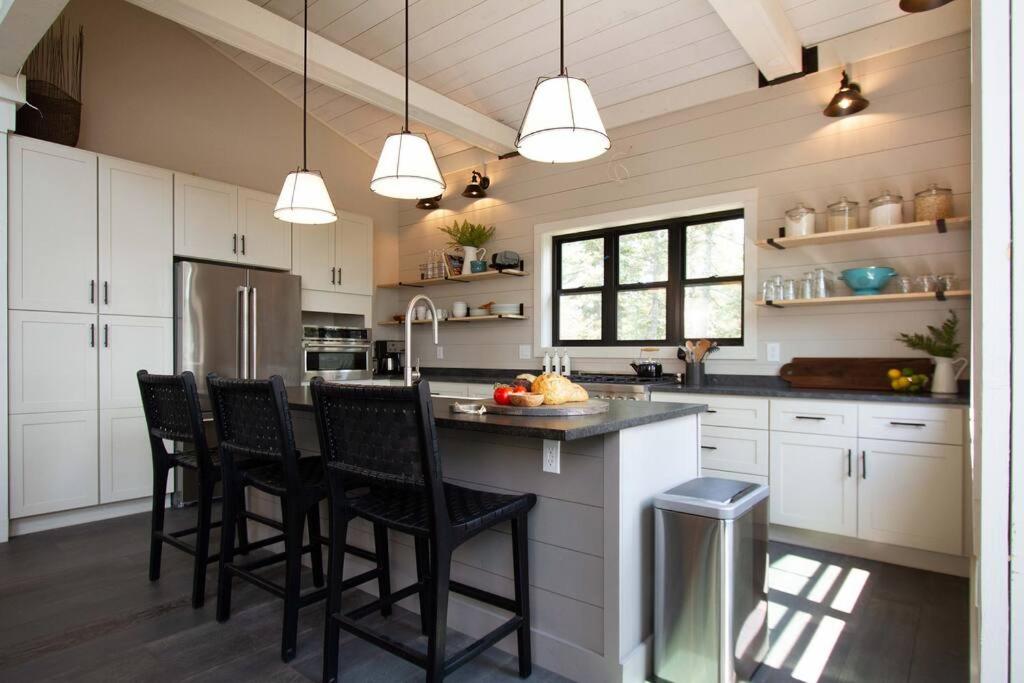 NEW Rustic Modern Cabin at Lutsen Mountains photo 3