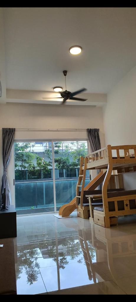 Kid Slide Family Apartment with 2 Bedroom + 2 Bath photo 1