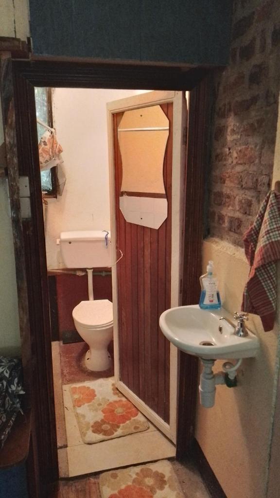 Steve's cottage-homely photo 4