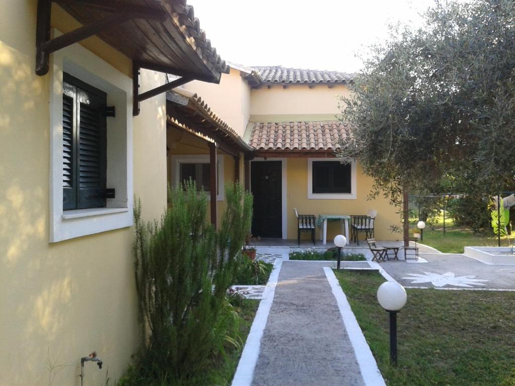Villa Rododafni photo 3