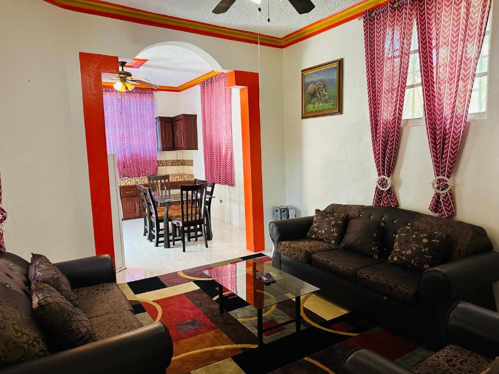 La Difference Guest House photo 1