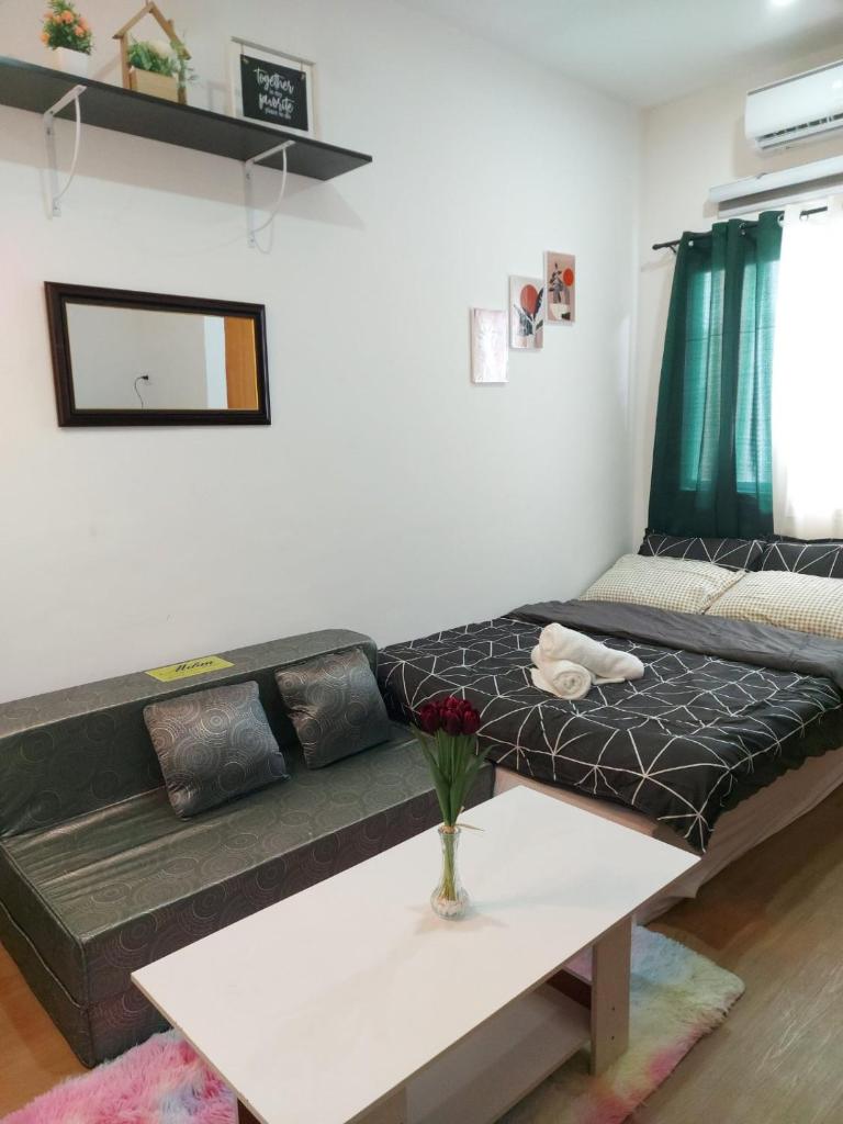 Fully Furnished Staycation - Neflix, Pool,Can cook near Mactan Airport