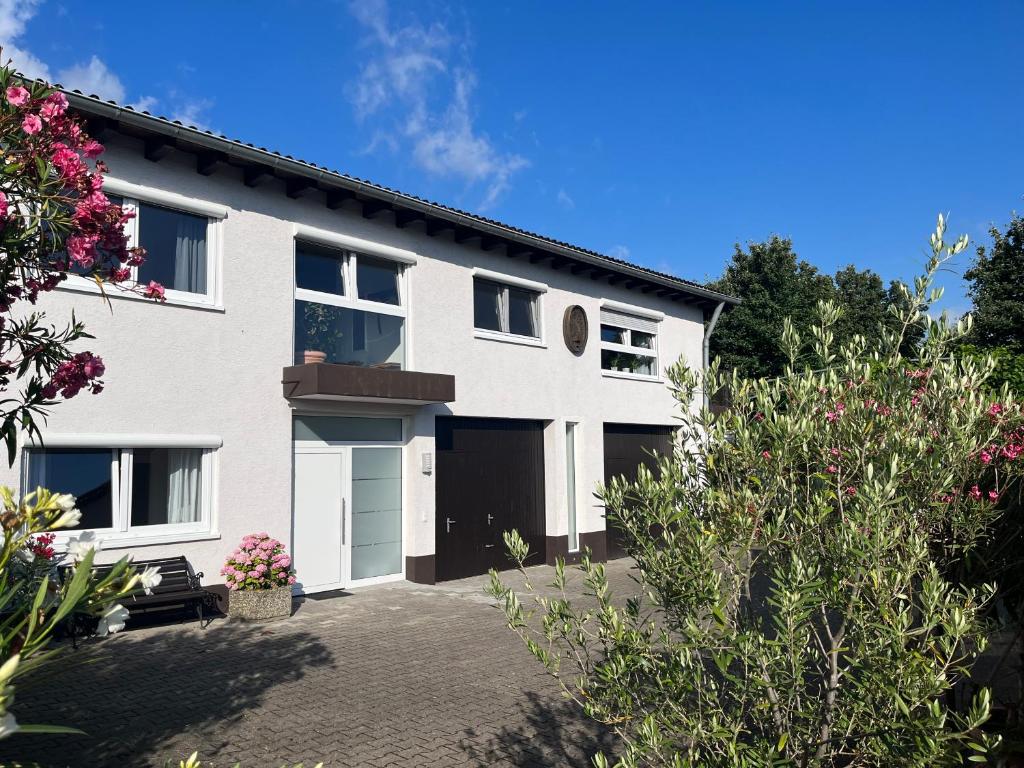 Apartment 100 qm im Weindorf - Balkon/Garage photo 1