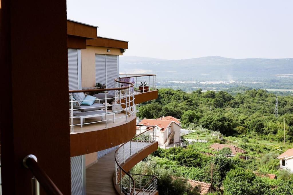 B4 - 3 beds 2 baths luxury Condo, Pool & Sea Views photo 1