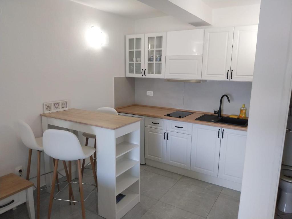 Apartments Lumbarda photo 3