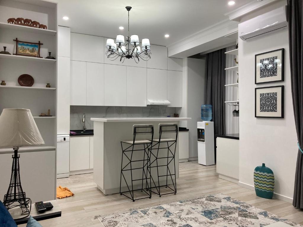 2BR condo with a nice garden photo 1
