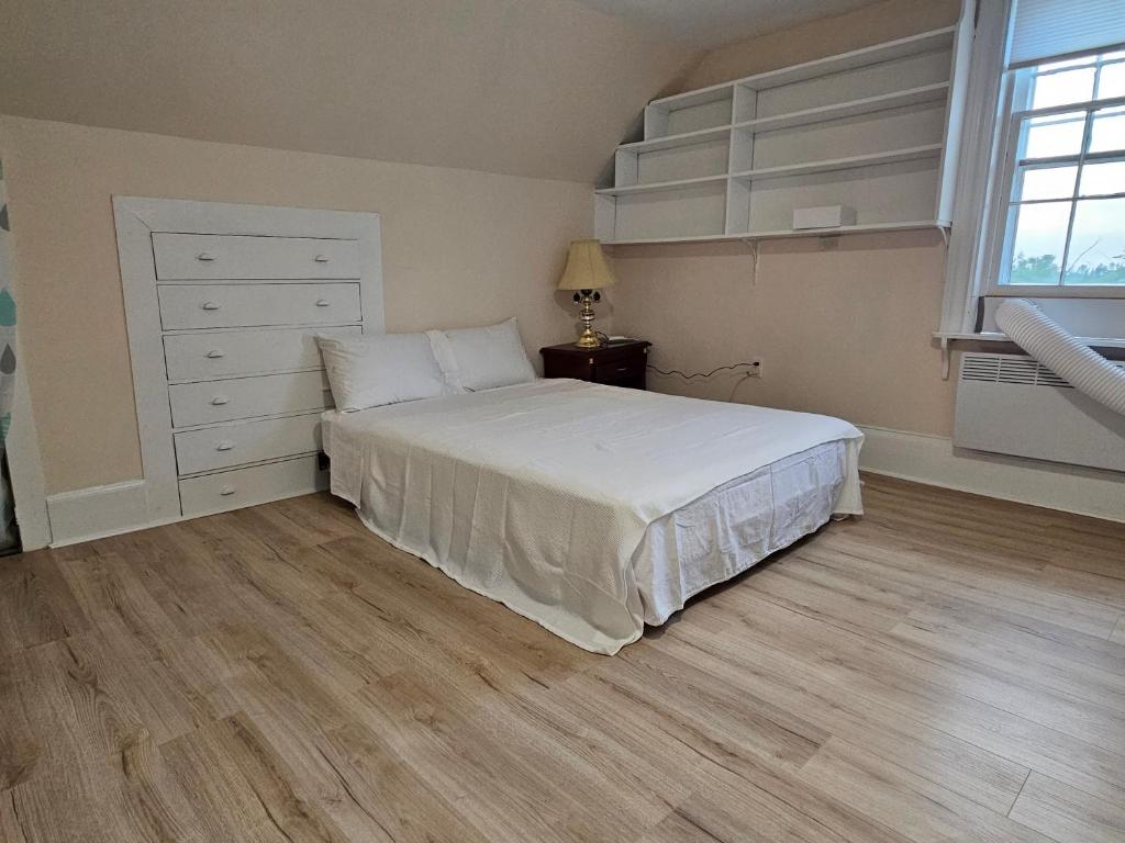 Sunflower Guest Suites photo 1