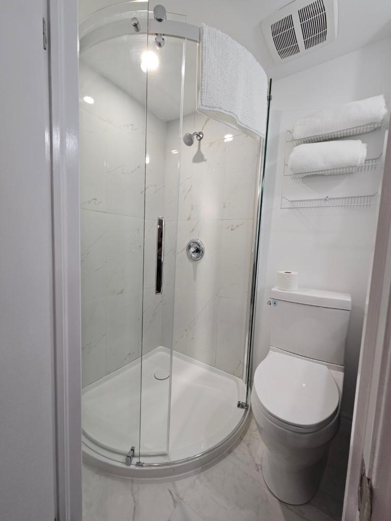 Sunflower Guest Suites photo 3