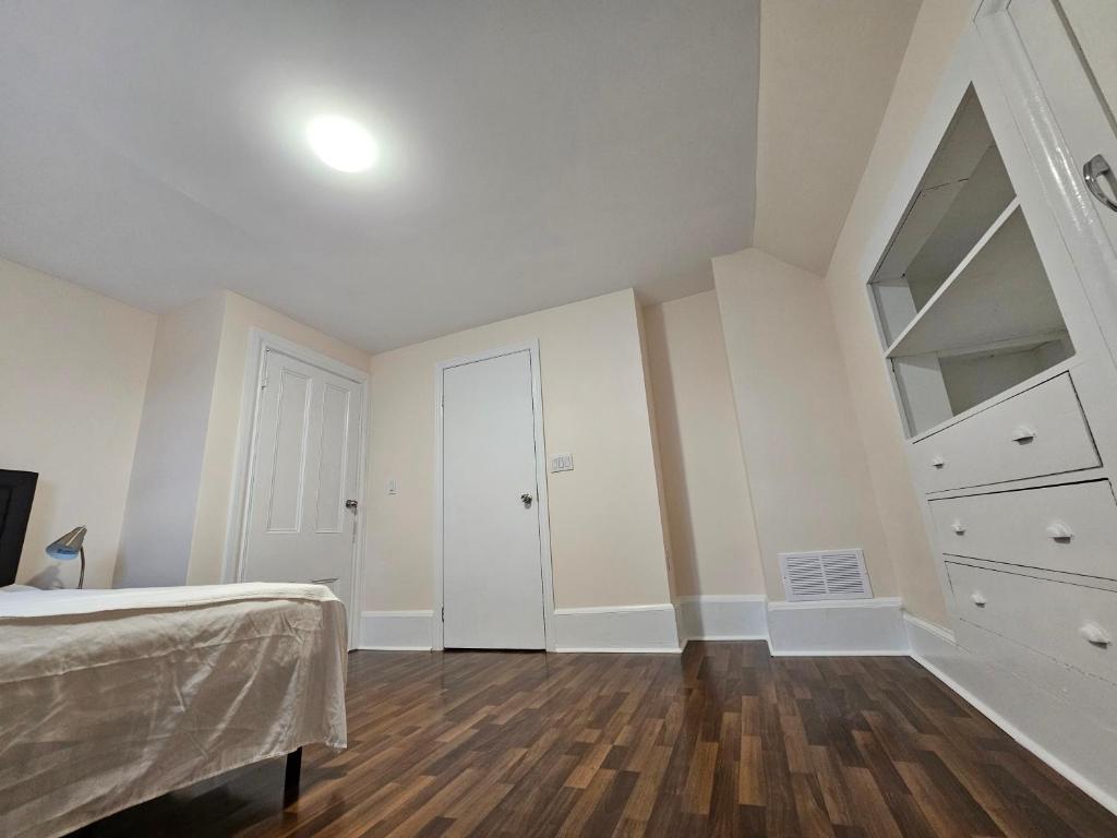 Sunflower Guest Suites photo 4