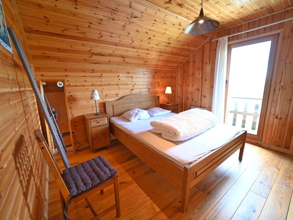 Pleasant detached chalet with sauna near Durbuy photo 2