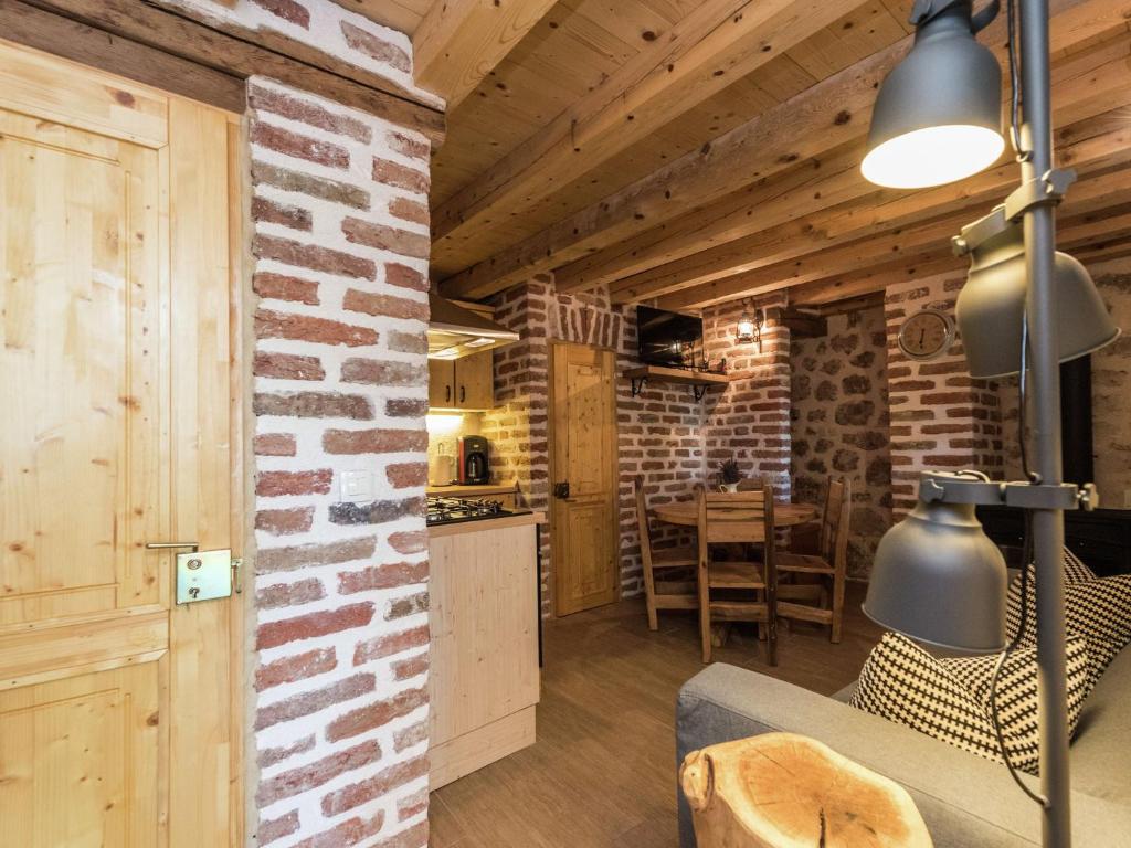 Cozy Holiday Home with Garden in Starigrad photo 4