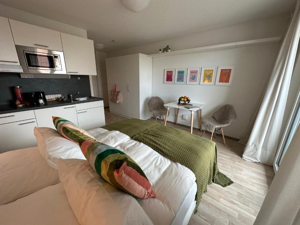 Komfortables, barrierefreies Appartement mit sonnigem Balkon in der Nähe von Flughafen und Messe 30 photo 3