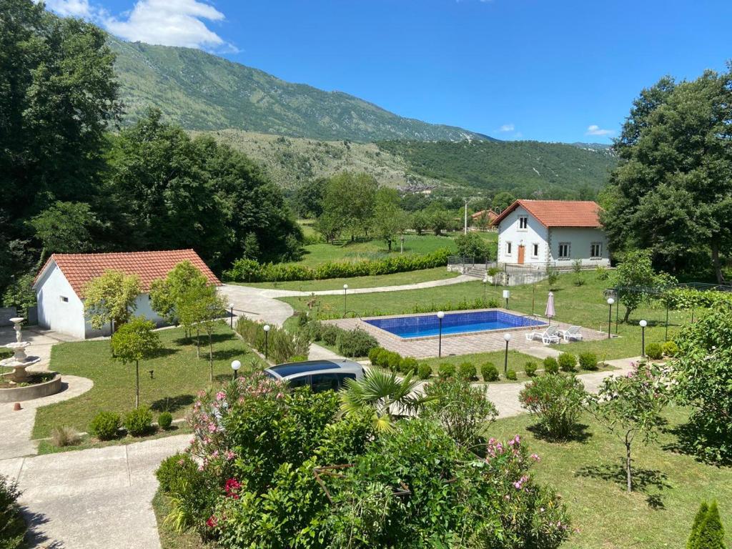 Frutak Villa Resort photo 2