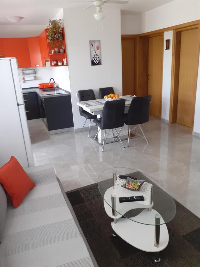 Apartments Lora photo 4