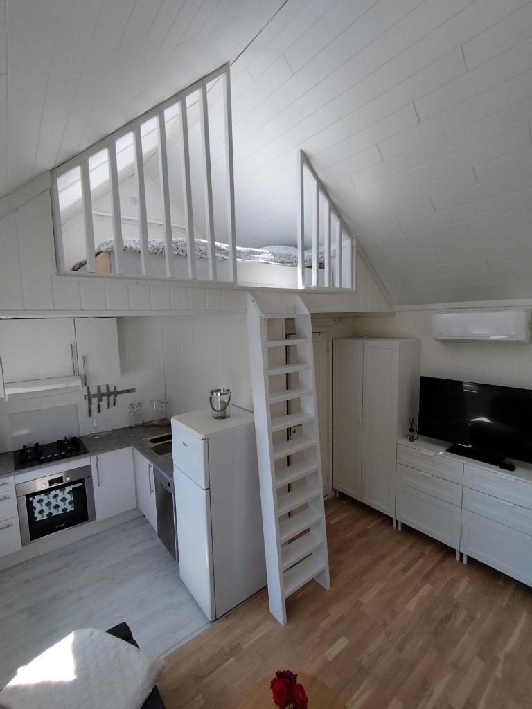 Guesthouse with terrace