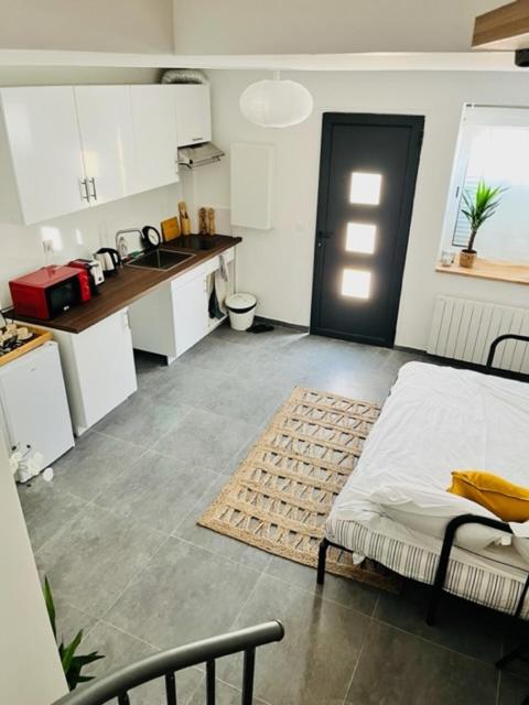 Tiny house 4 min drive to Cdg airport photo 1
