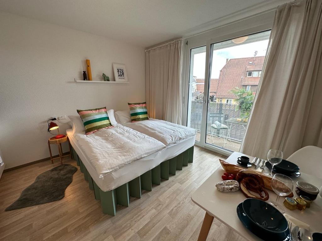 Stilvolles und modernes Appartement mit sonnigem Balkon in Flughafen- und Messenähe 31 photo 1