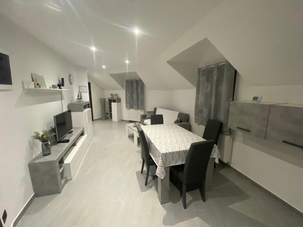 APARTMAN GALERIJA photo 2