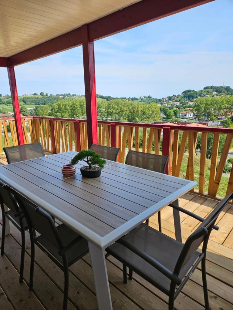 Chalet avec piscine & vue de 2 à 6 personnes à Hasparren - Pays Basque - Chalet Ibaia