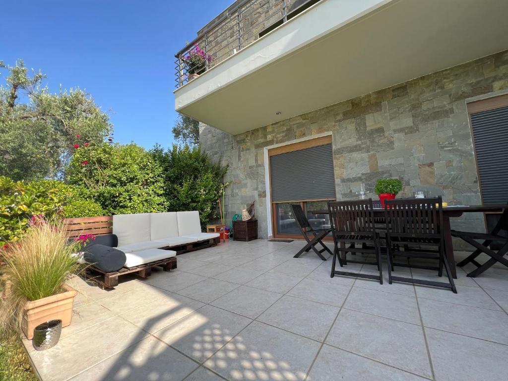 Angelo’s Elegant Summer House photo 1