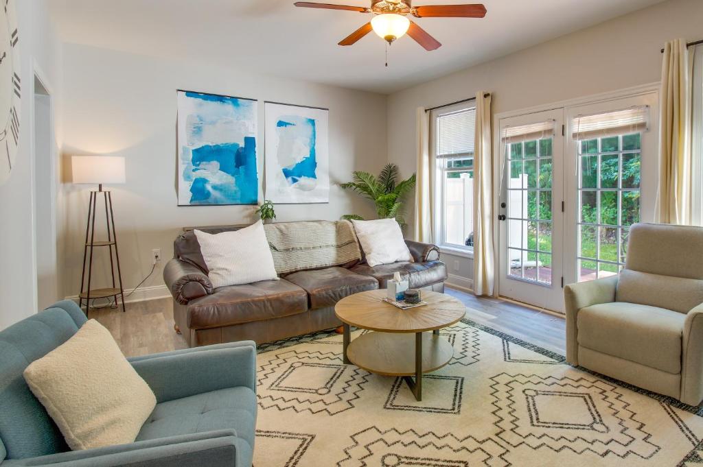 Lynchburg Rental with Charcoal Grill Near Downtown! photo 3