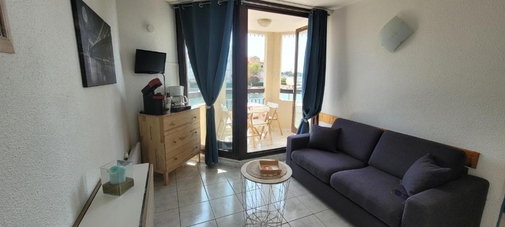 bel Appartement vue sur le lac marin avec WIFI et piscine photo 4
