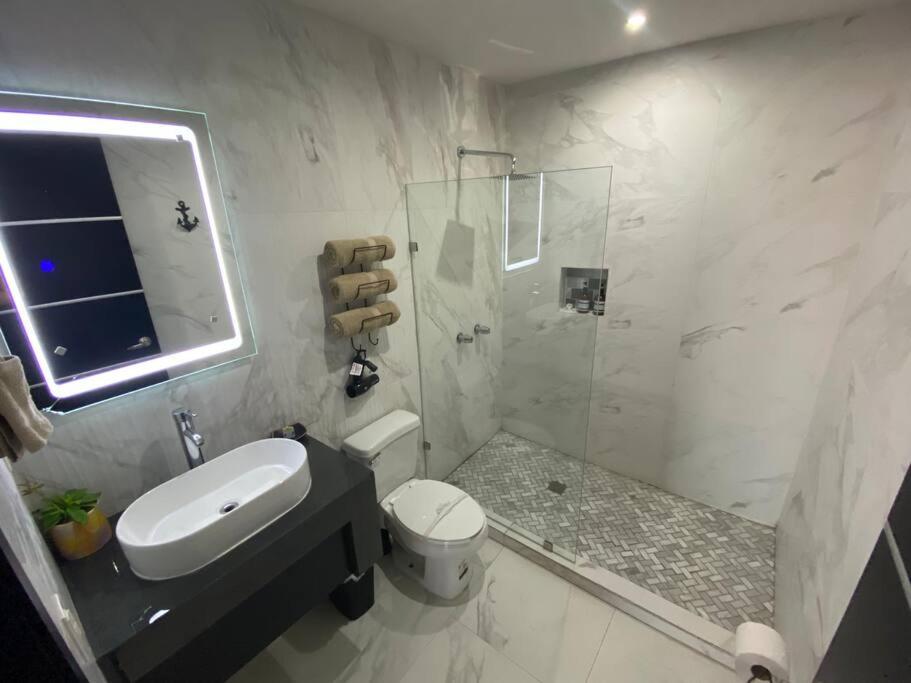 Urban Hotel Ancla Suite 10 - 3 Bedroom 2 Bathroom photo 3