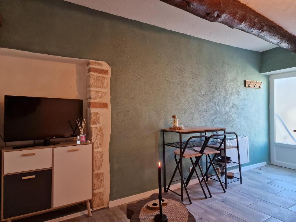 Studio de charme avec douche Hammam photo 4